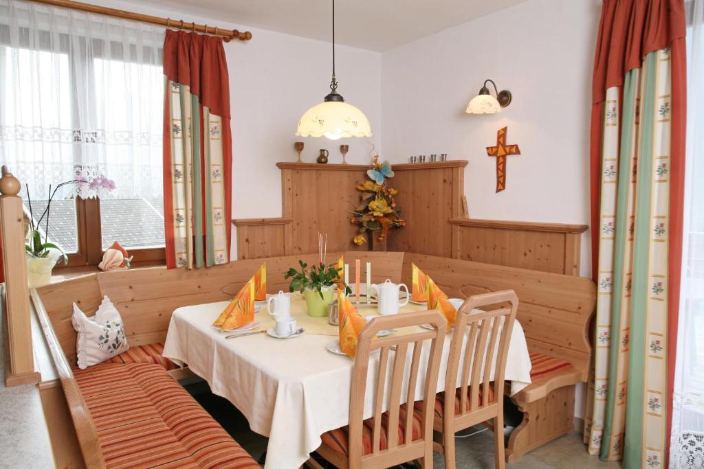 Gaestehaus Ortner Liesing Luaran gambar